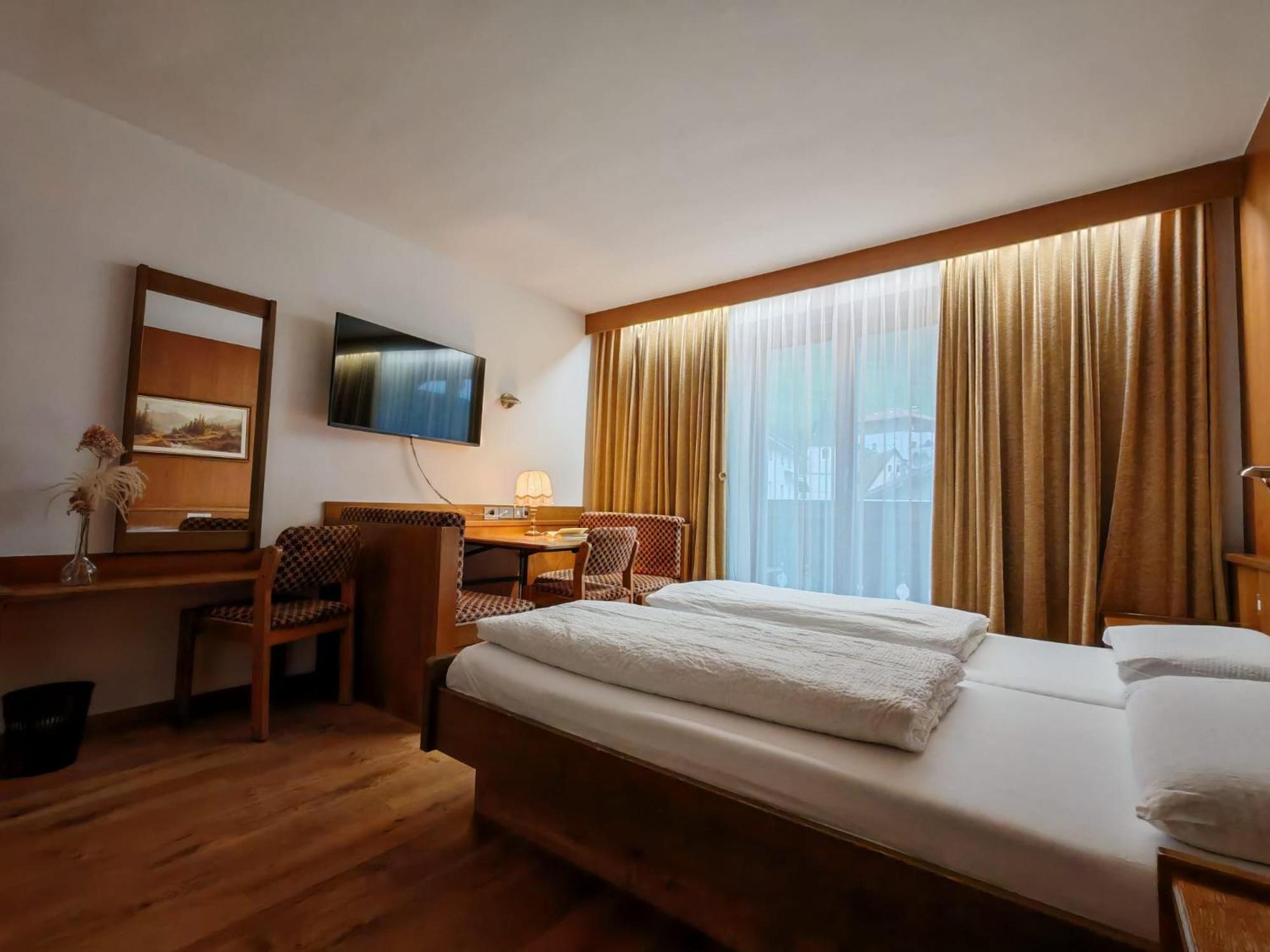 Hotel Alpenblick Sarentino Zewnętrze zdjęcie